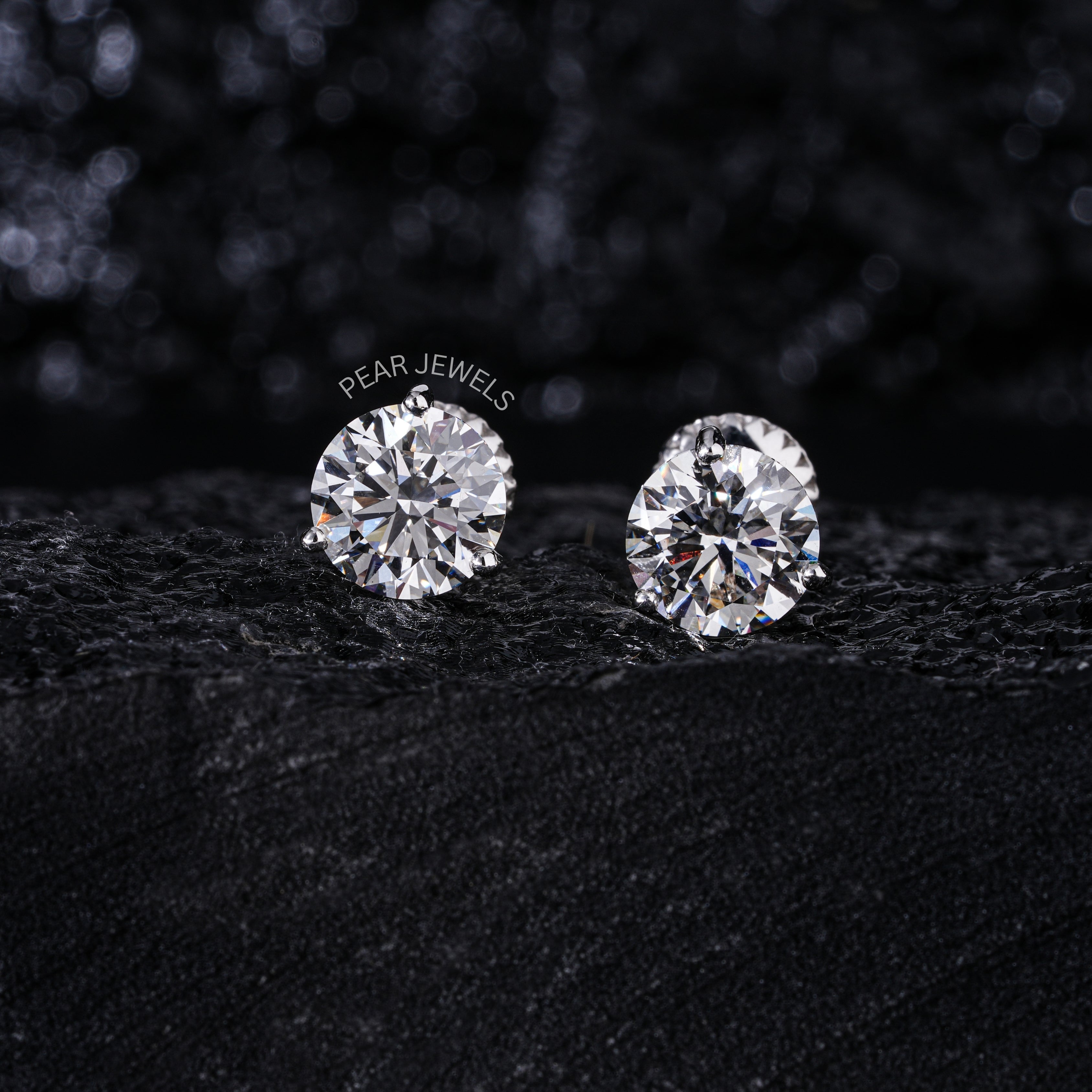 1.00Ct Three Prongs Martin Setting Labgrown Diamonds Studs - Pear Jewels